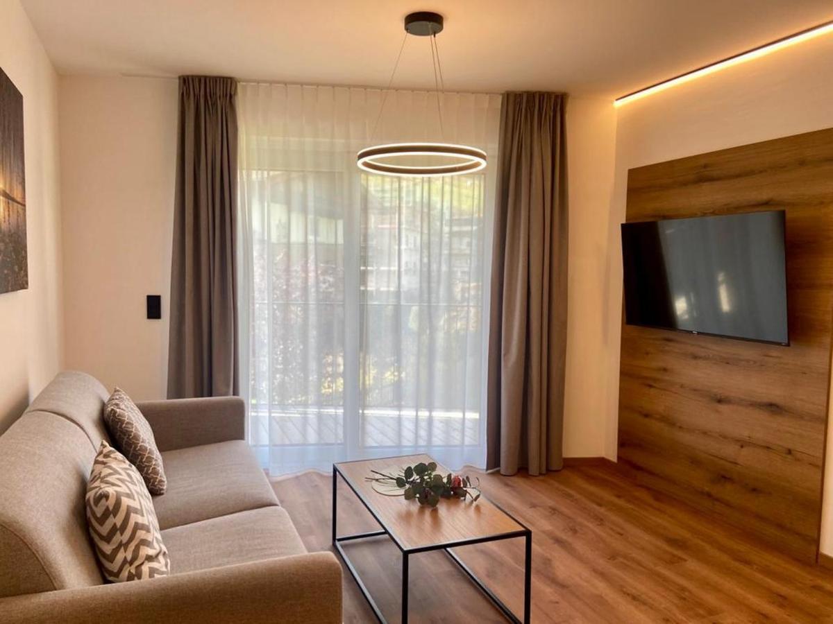 Bergzeit Appartements ザールバッハ・ヒンターグレム エクステリア 写真