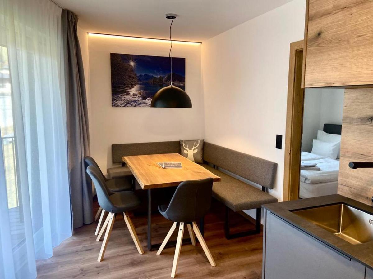Bergzeit Appartements ザールバッハ・ヒンターグレム エクステリア 写真